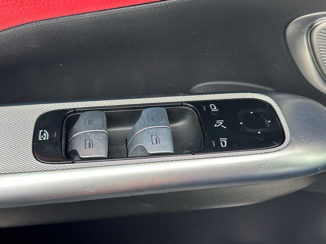 Used 2024 Mercedes-Benz GLC 300 4MATIC image 33