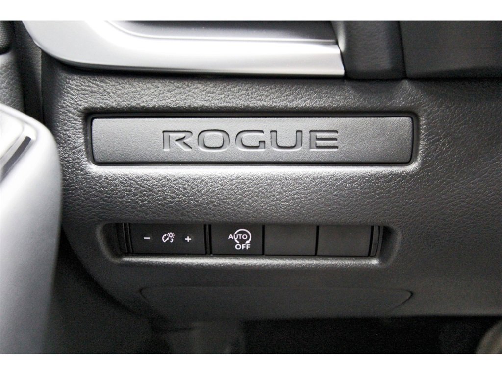 Certified 2024 Nissan Rogue S image 17
