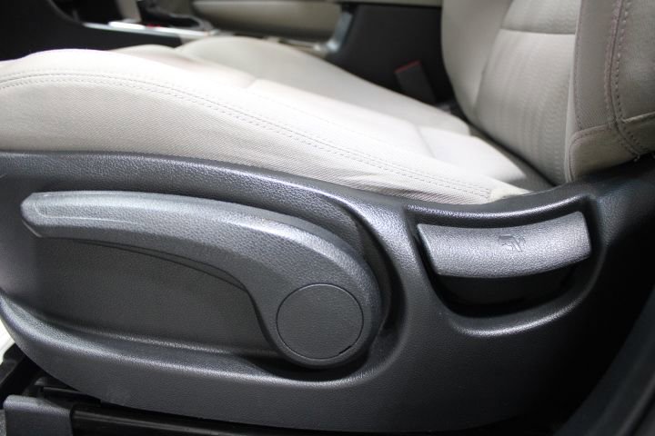 Used 2020 Kia Sportage LX image 18