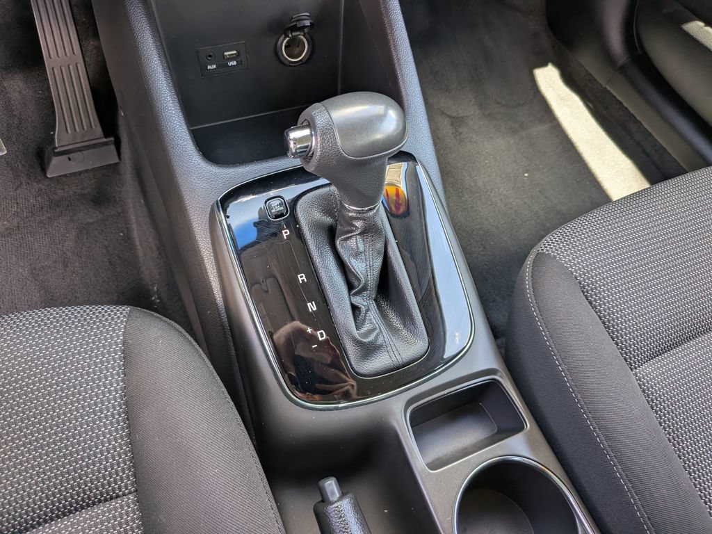 Used 2017 Kia Forte LX FWD image 26