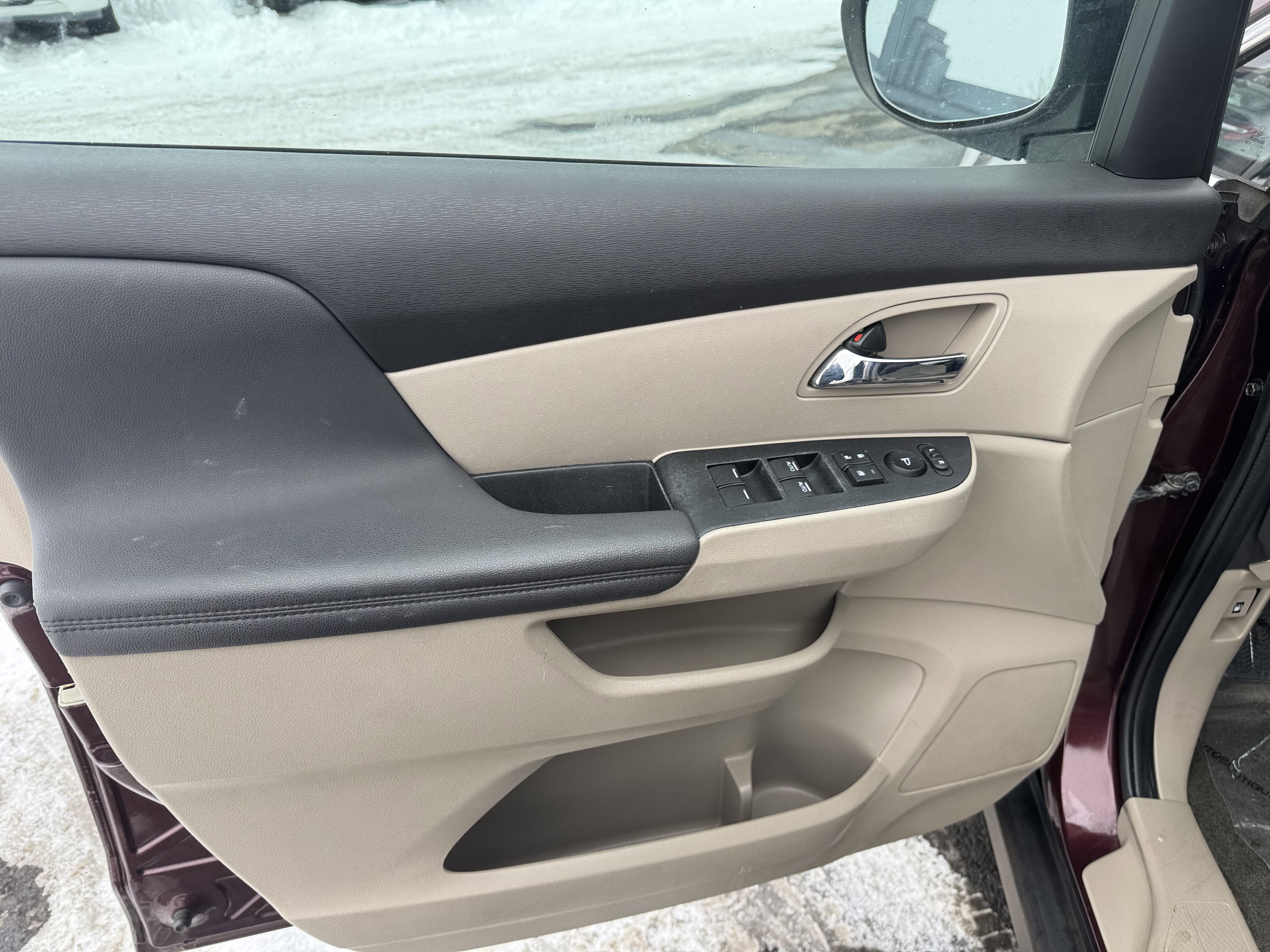 Used 2015 Honda Odyssey EX-L image 26