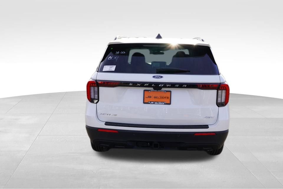 New 2026 Ford Explorer Active image 4