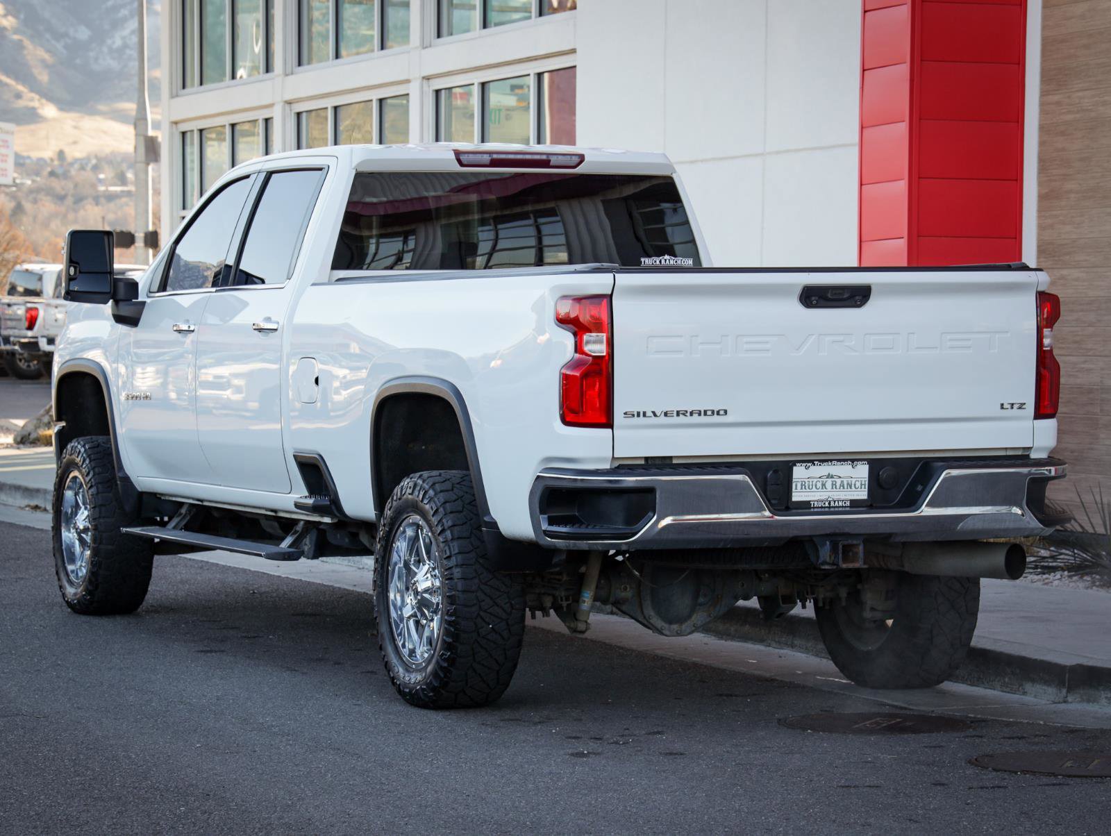Used 2020 Chevrolet Silverado 3500 LTZ image 7