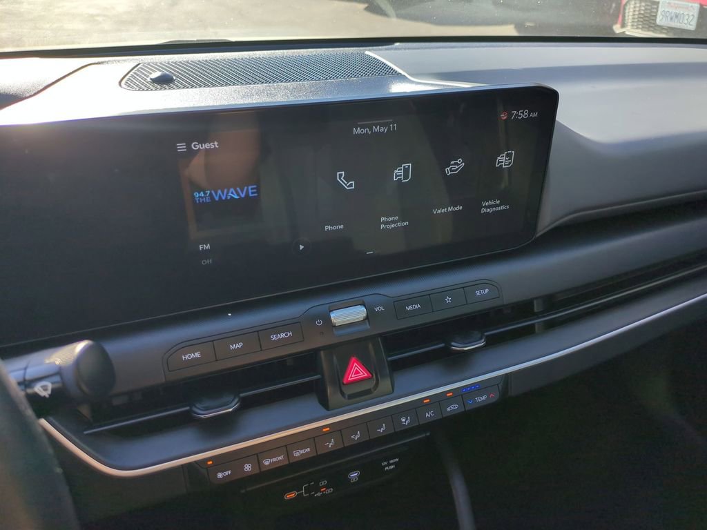 Used 2025 Kia K4 FWD image 18