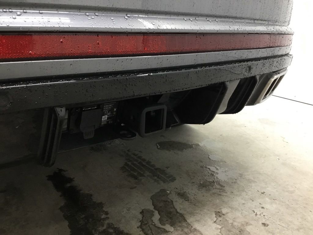 Used 2024 Volkswagen Atlas Cross Sport SEL R-Line AWD/4WD image 39