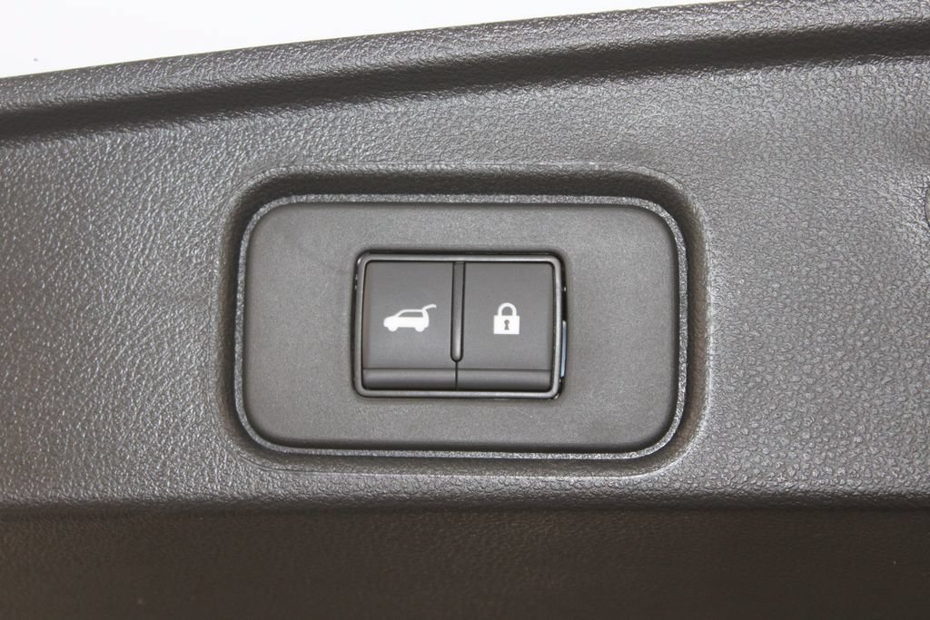 Used 2026 Nissan Pathfinder Platinum AWD/4WD image 17