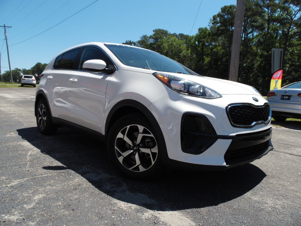 Used 2021 Kia Sportage LX FWD image 3