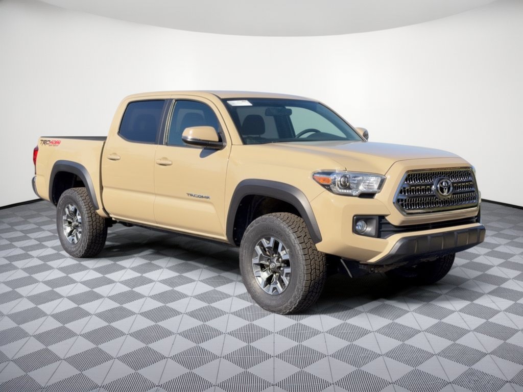Used 2017 Toyota Tacoma TRD Off-Road w/ Tow Package (A/T) AWD/4WD image 7