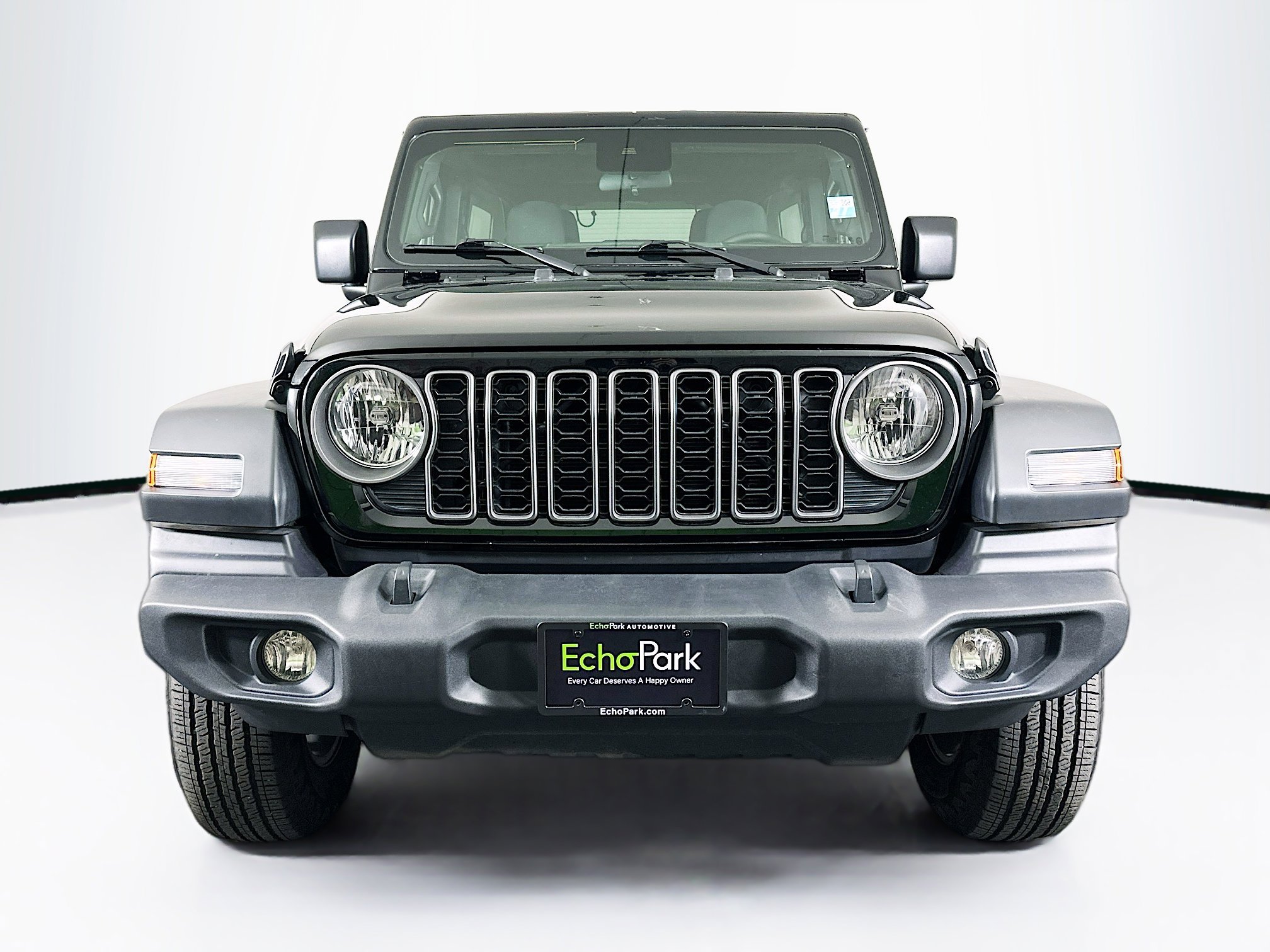 Used 2025 Jeep Wrangler Sport S image 2