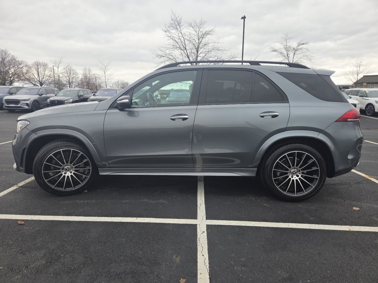 Used 2021 Mercedes-Benz C 300 4MATIC Sedan w/ Premium Package image 16