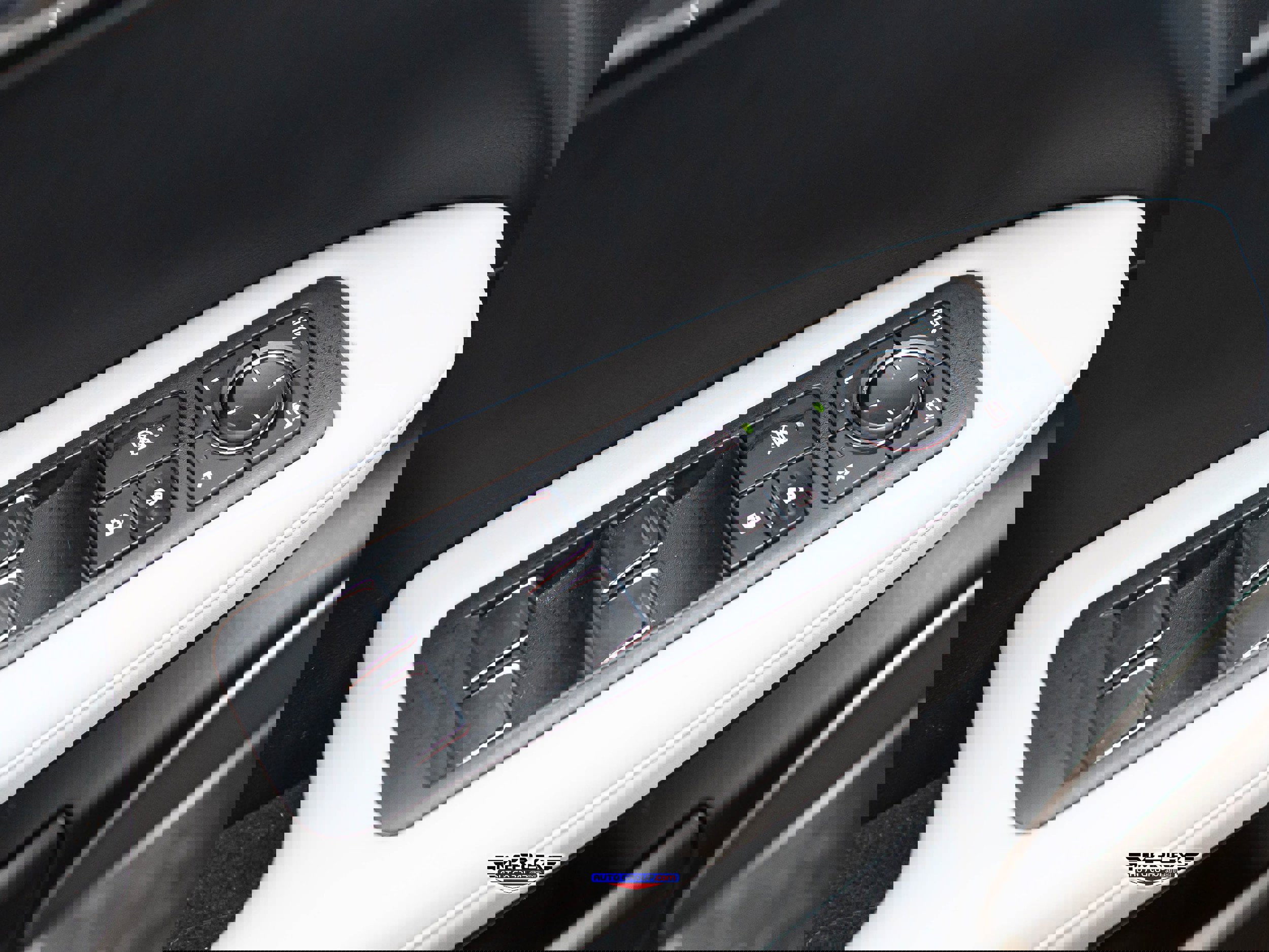 Used 2021 Lexus RX 350L 350L Luxury w/ Premium Package image 42