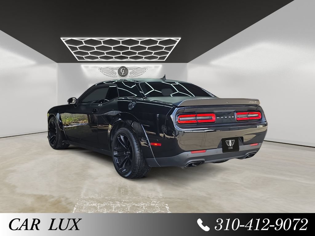 Used 2021 Dodge Challenger R/T Scat Pack RWD image 3