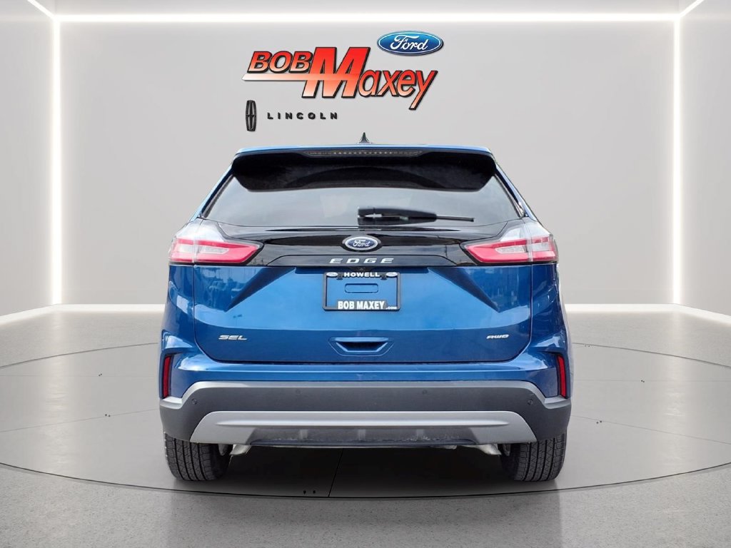 Used 2024 Ford Edge SEL w/ Convenience Package AWD/4WD image 6