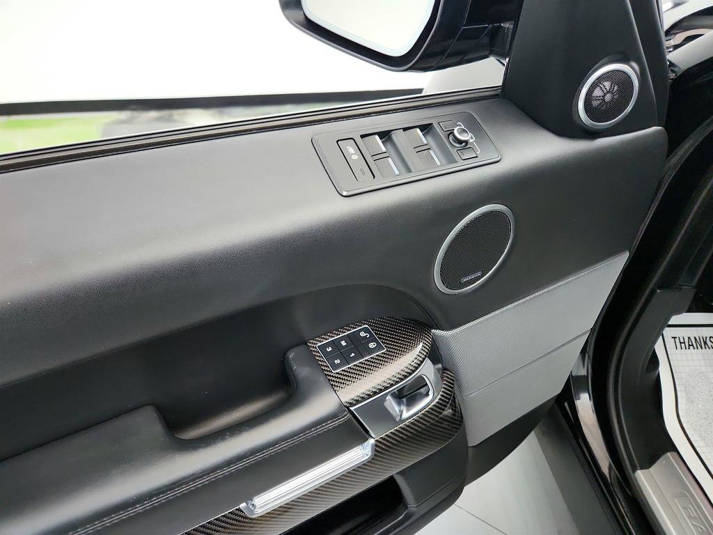 Used 2017 Land Rover Range Rover Sport SVR image 23