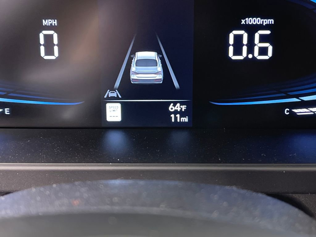 New 2026 Hyundai Elantra Sport FWD image 21