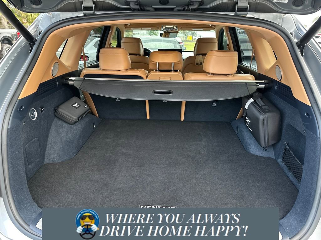 Used 2023 Genesis GV80 2.5T w/ Prestige 20" Package image 28