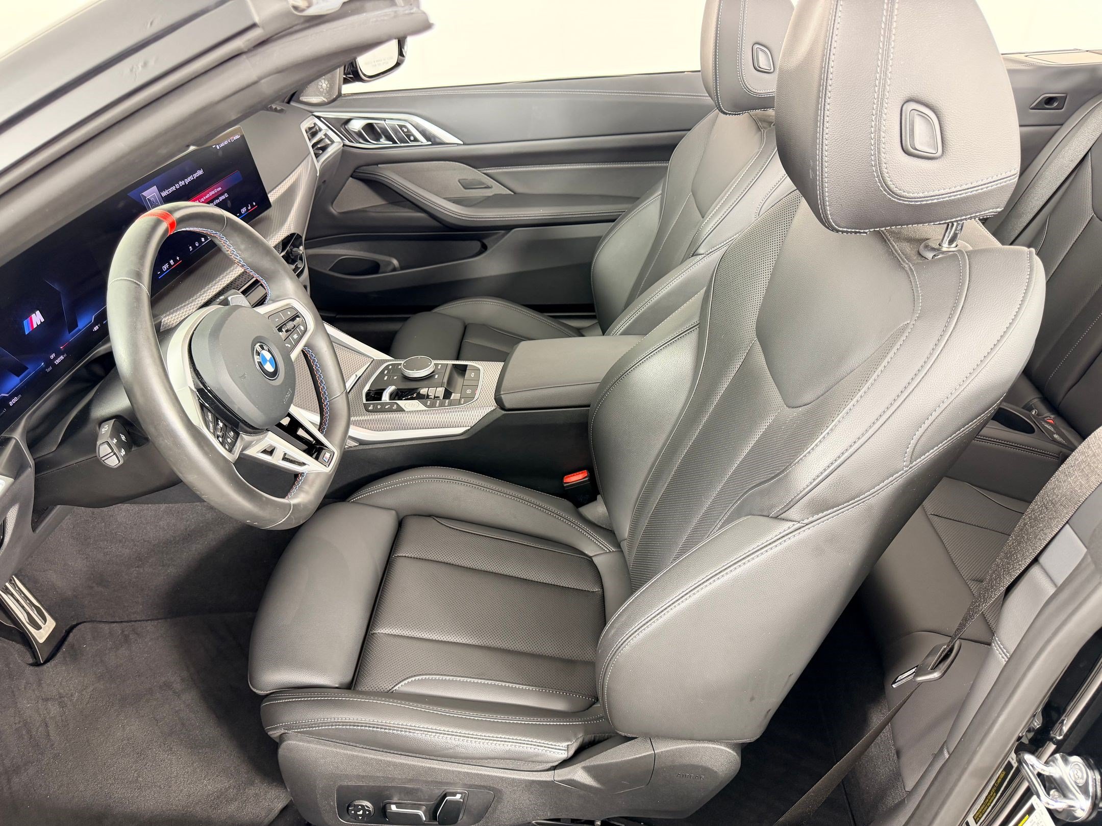 Used 2026 BMW M440i Convertible RWD image 5
