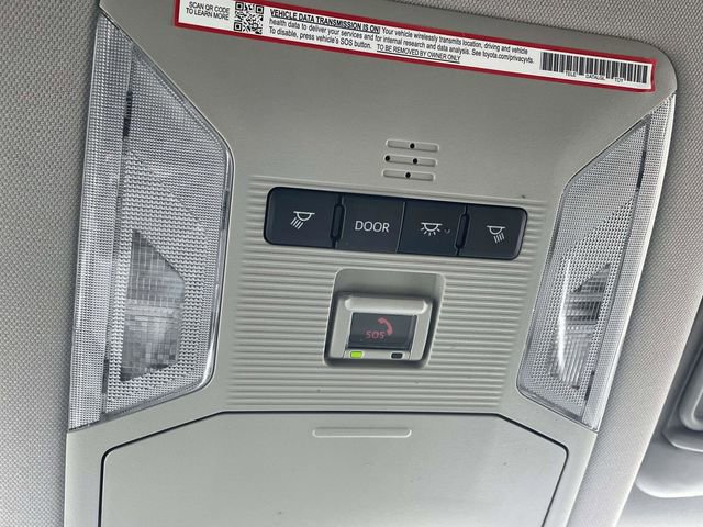 Used 2025 Toyota RAV4 XLE image 33