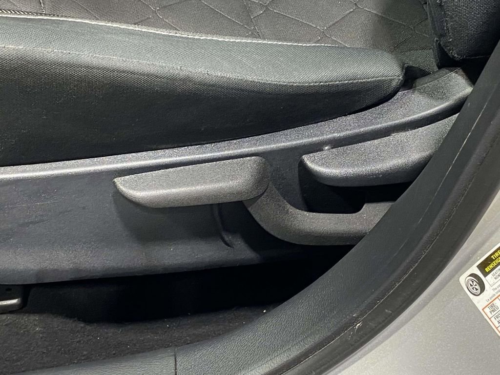 Used 2020 Nissan Kicks SV FWD image 17