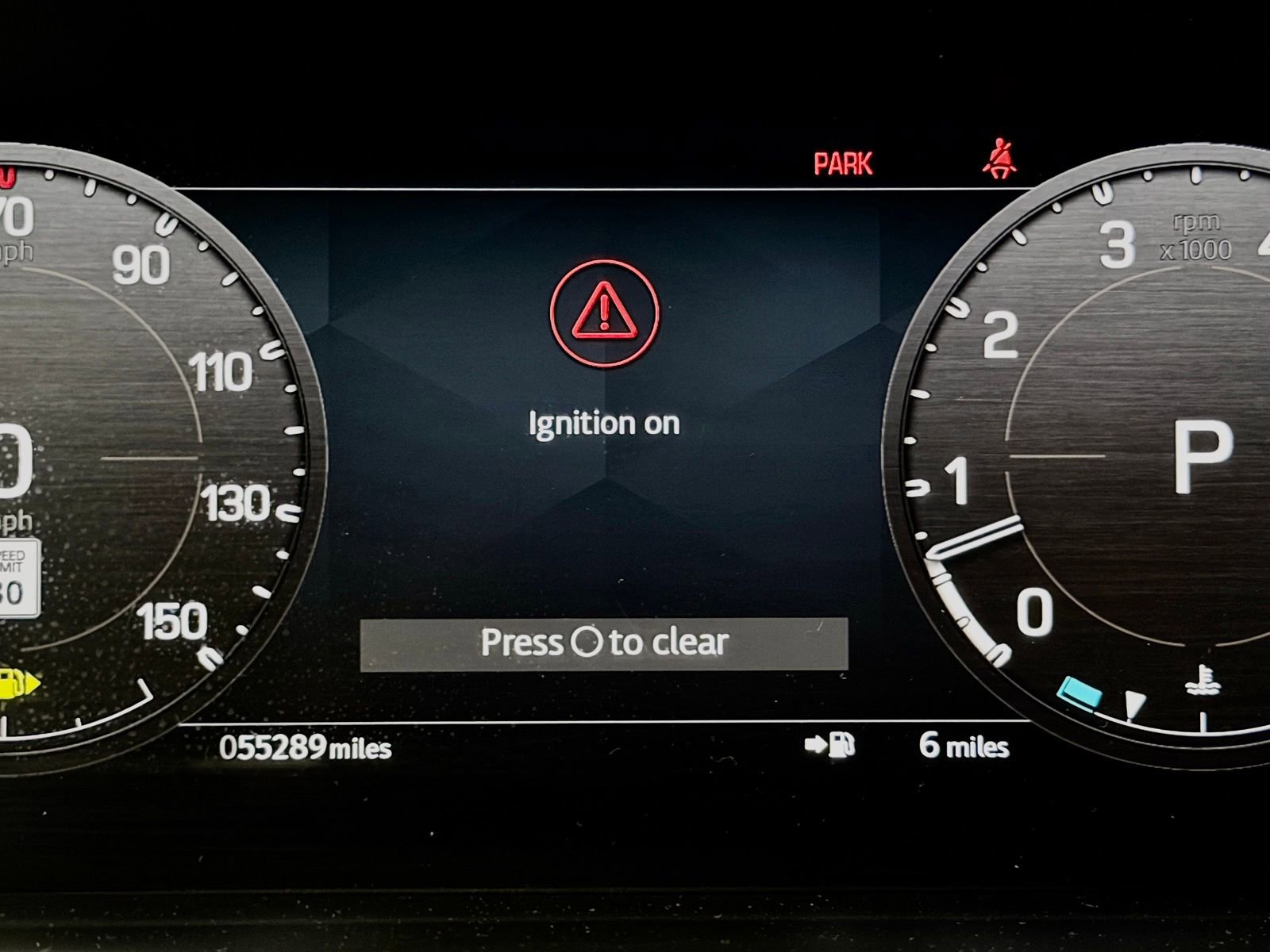 Used 2023 Land Rover Defender 110 SE image 25