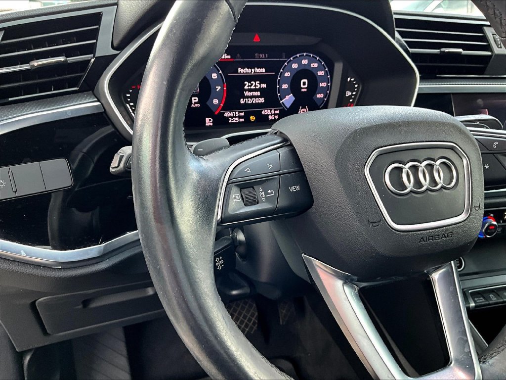 Used 2021 Audi Q3 2.0T Premium AWD/4WD image 11