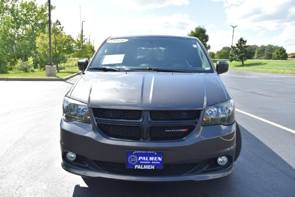 Used 2015 Dodge Grand Caravan SXT w/ Blacktop Package FWD image 3