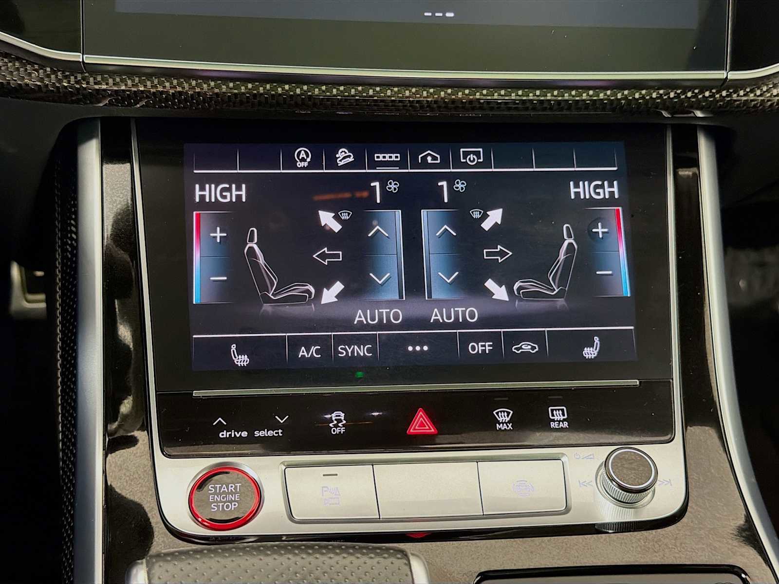 Used 2023 Audi SQ7 Premium Plus w/ Towing Package image 17