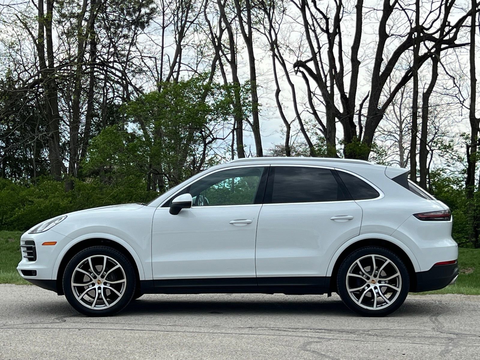Certified 2020 Porsche Cayenne AWD/4WD image 2