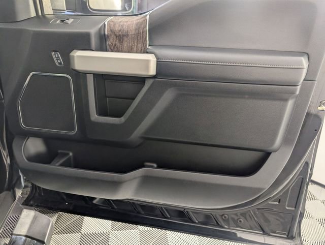 Used 2017 Ford F250 Lariat w/ Chrome Package AWD/4WD image 35