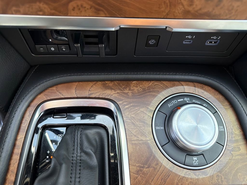 Certified 2022 Nissan Armada SL w/ Captain's Chairs Package image 30