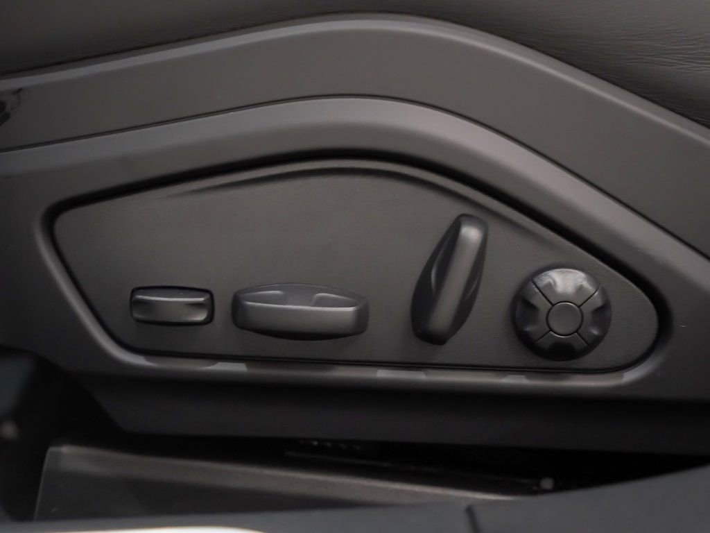 New 2026 Porsche Panamera 4 image 25