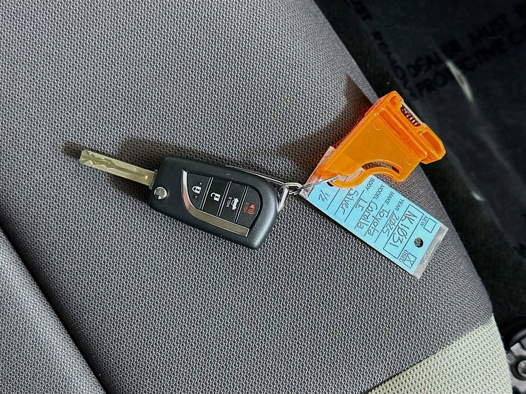 Used 2025 Toyota Corolla LE image 35