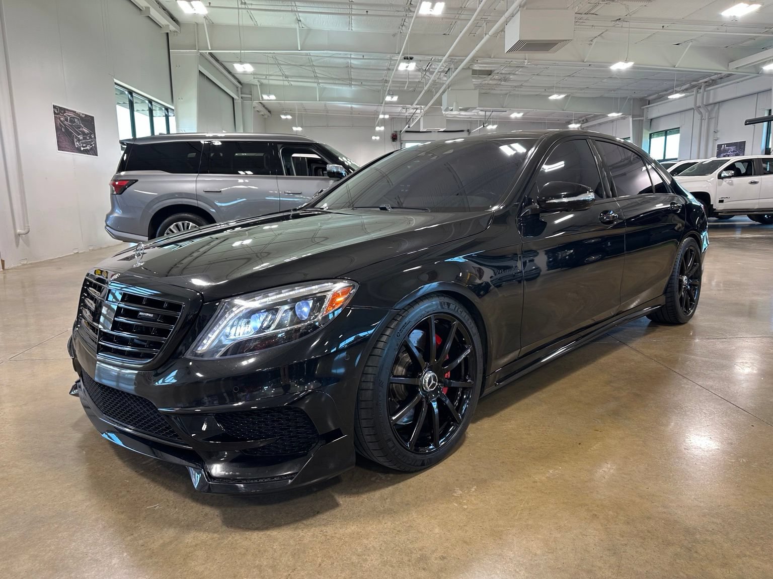 Used 2017 Mercedes-Benz S 63 AMG 4MATIC Sedan image 3