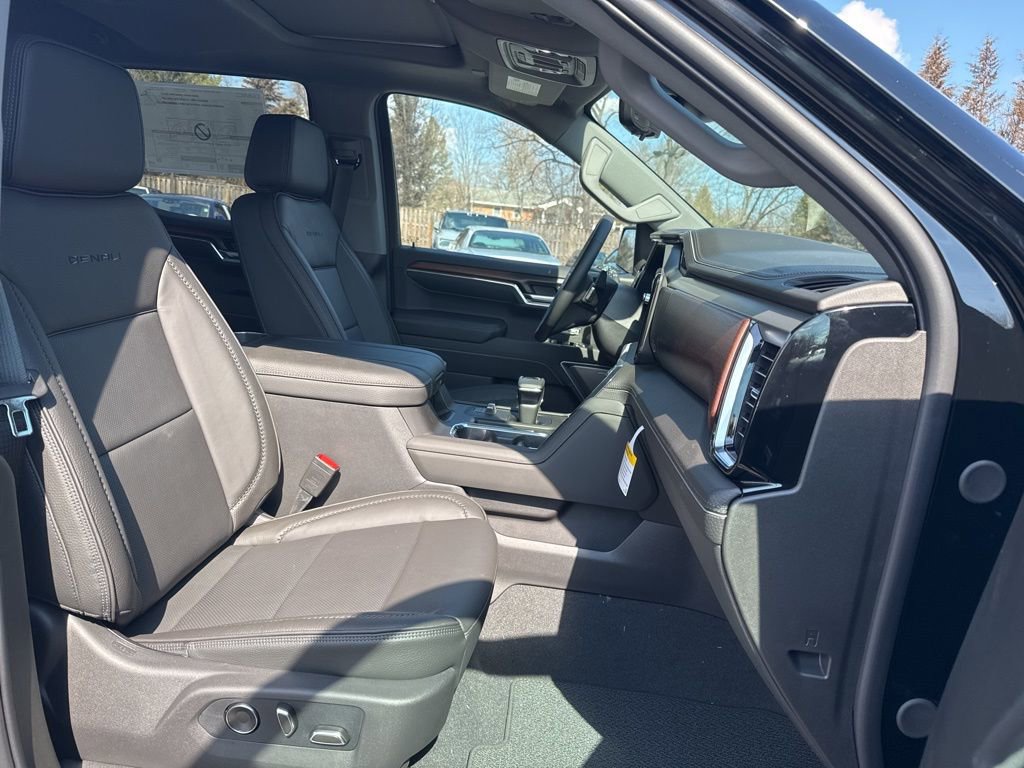 New 2026 GMC Sierra 1500 Denali w/ Denali Reserve Package AWD/4WD image 13