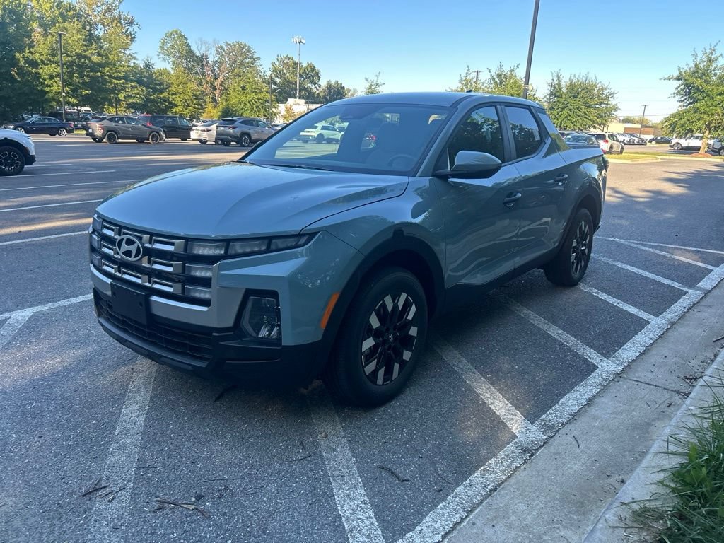 New 2027 Hyundai Santa Cruz SE AWD/4WD image 3