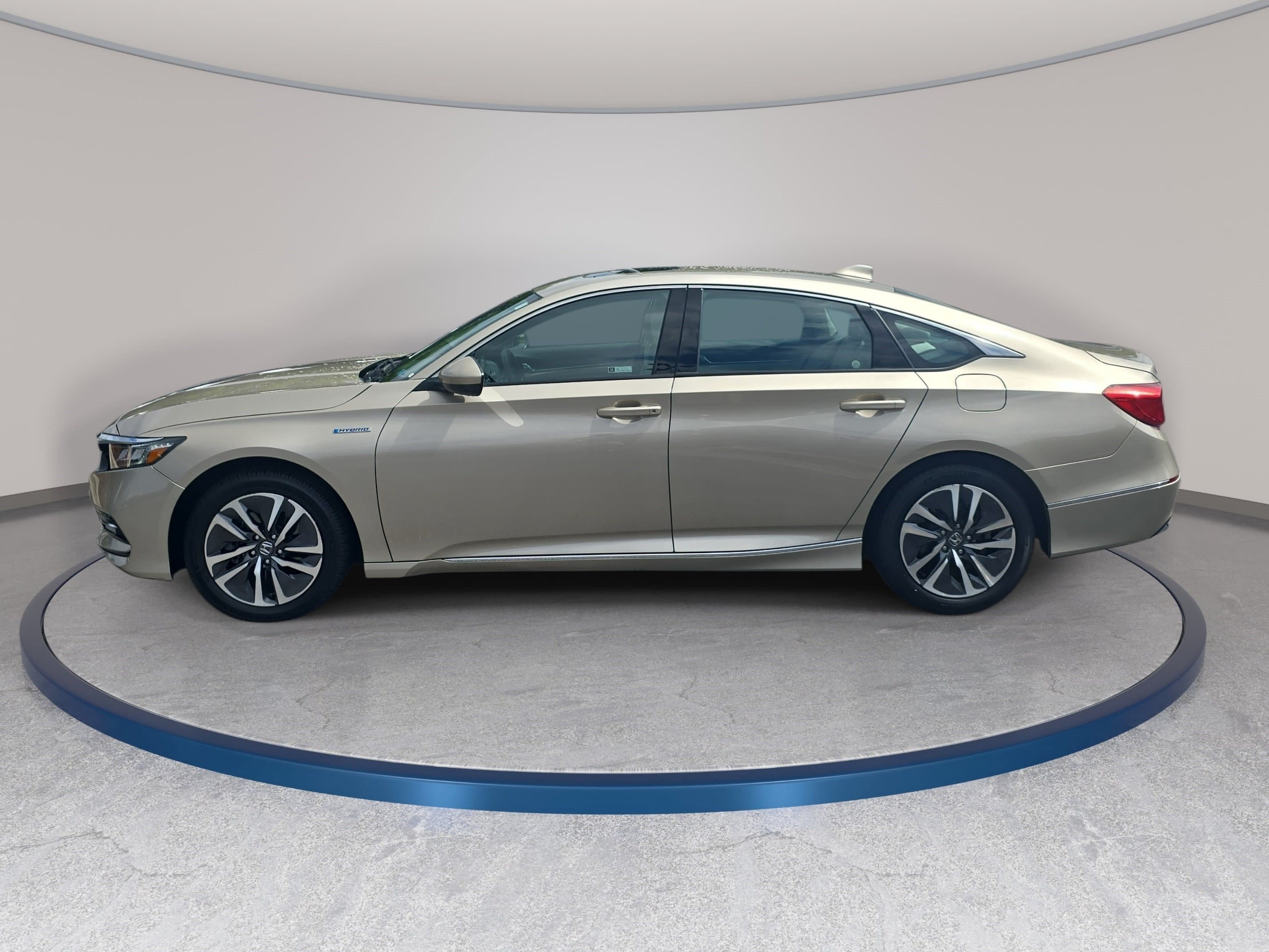Used 2019 Honda Accord EX image 8