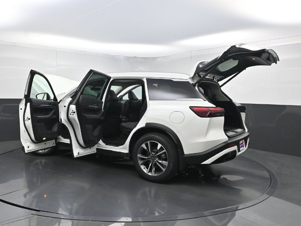 Used 2023 INFINITI QX60 Luxe FWD image 41