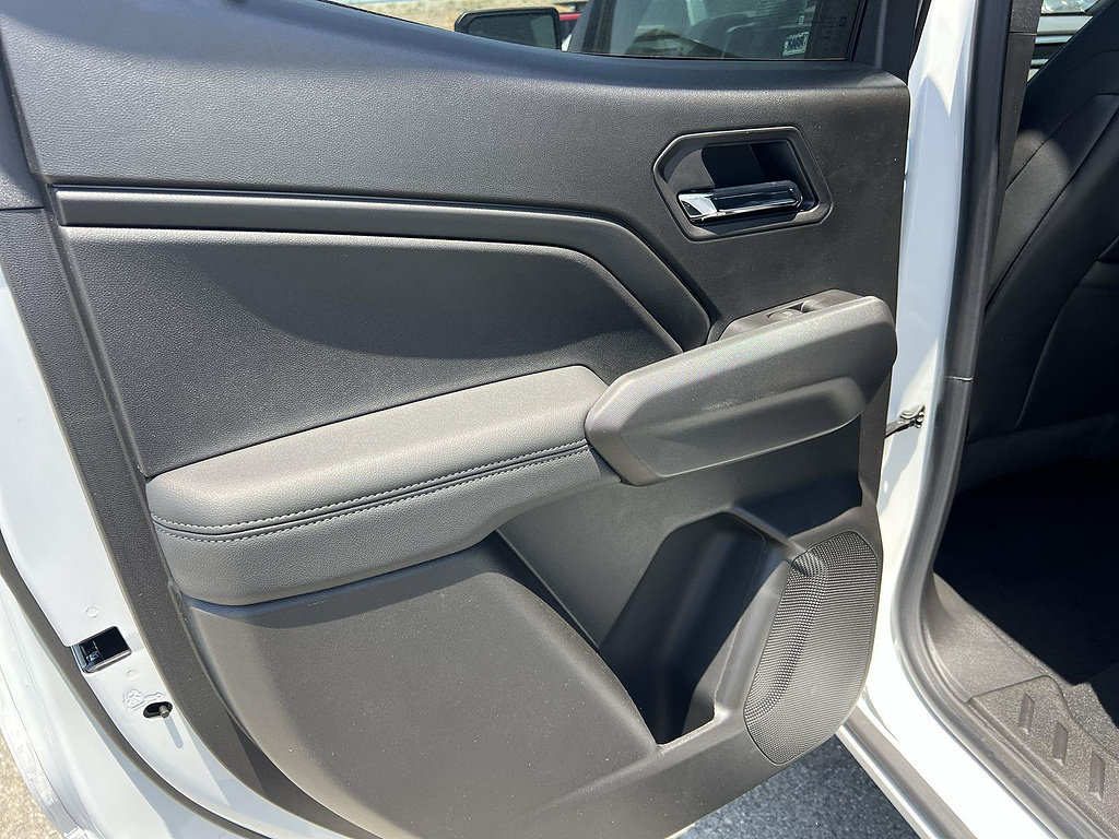 New 2026 GMC Canyon Elevation w/ Convenience Package RWD image 24