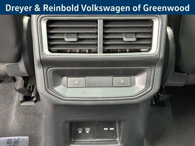 New 2026 Volkswagen Atlas Cross Sport SEL R-Line image 29