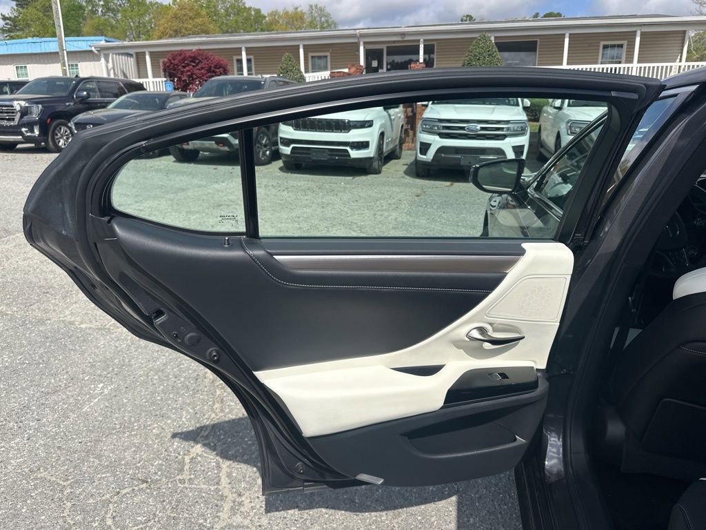 Used 2022 Lexus ES 350 F Sport image 30