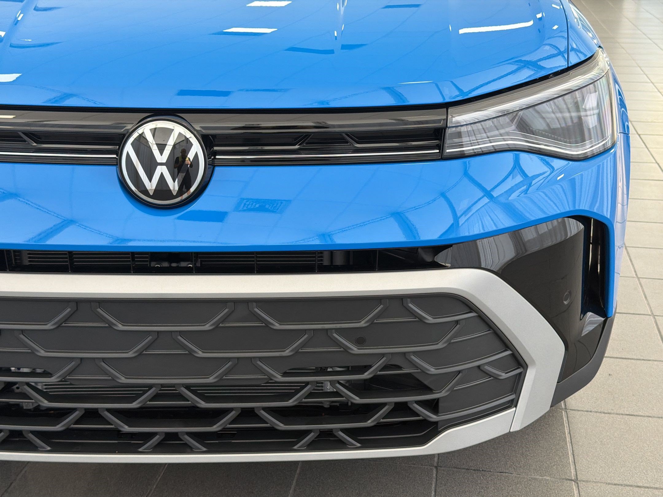 New 2026 Volkswagen Taos SE FWD image 22