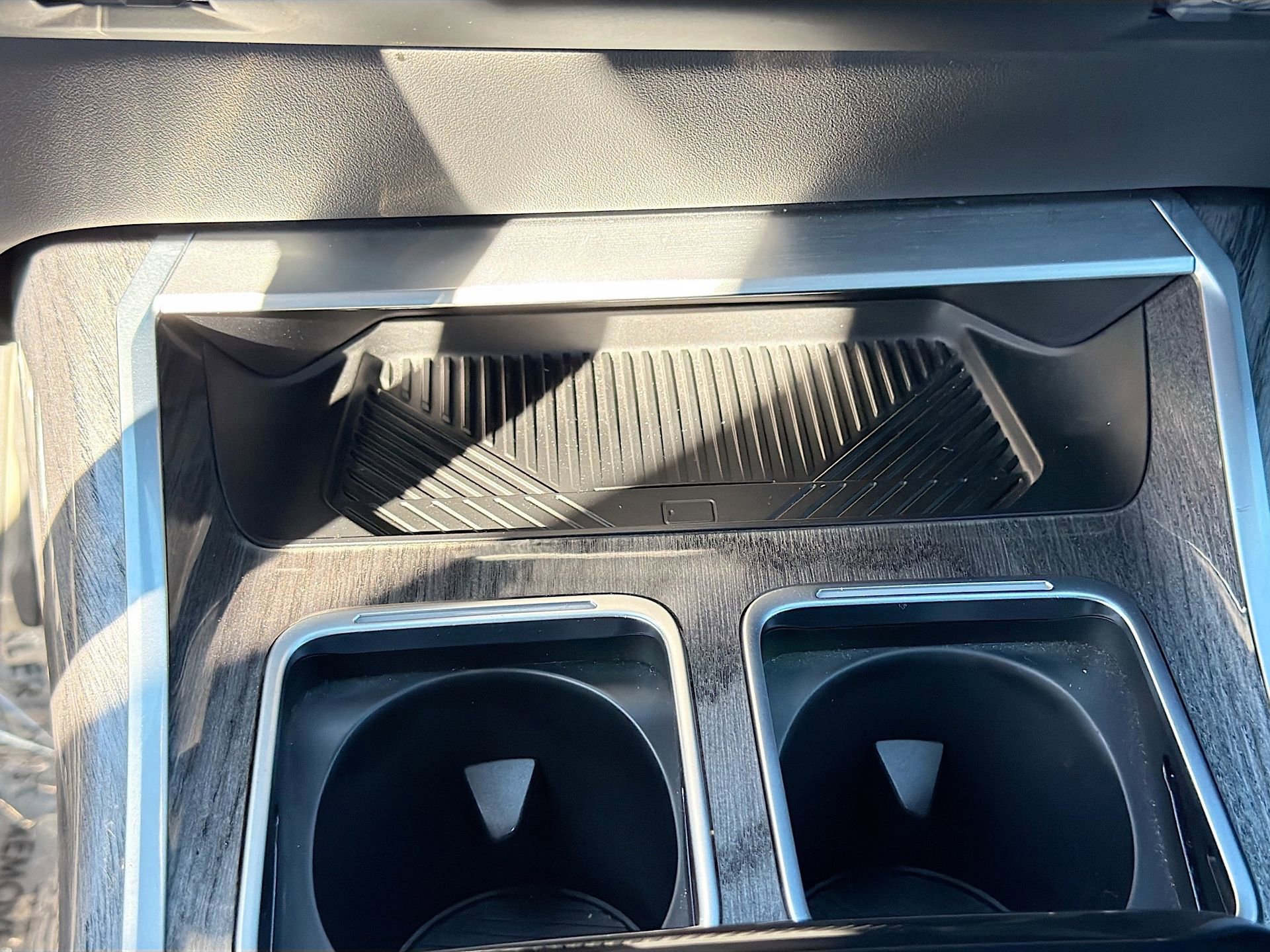 Certified 2024 BMW 740i image 32