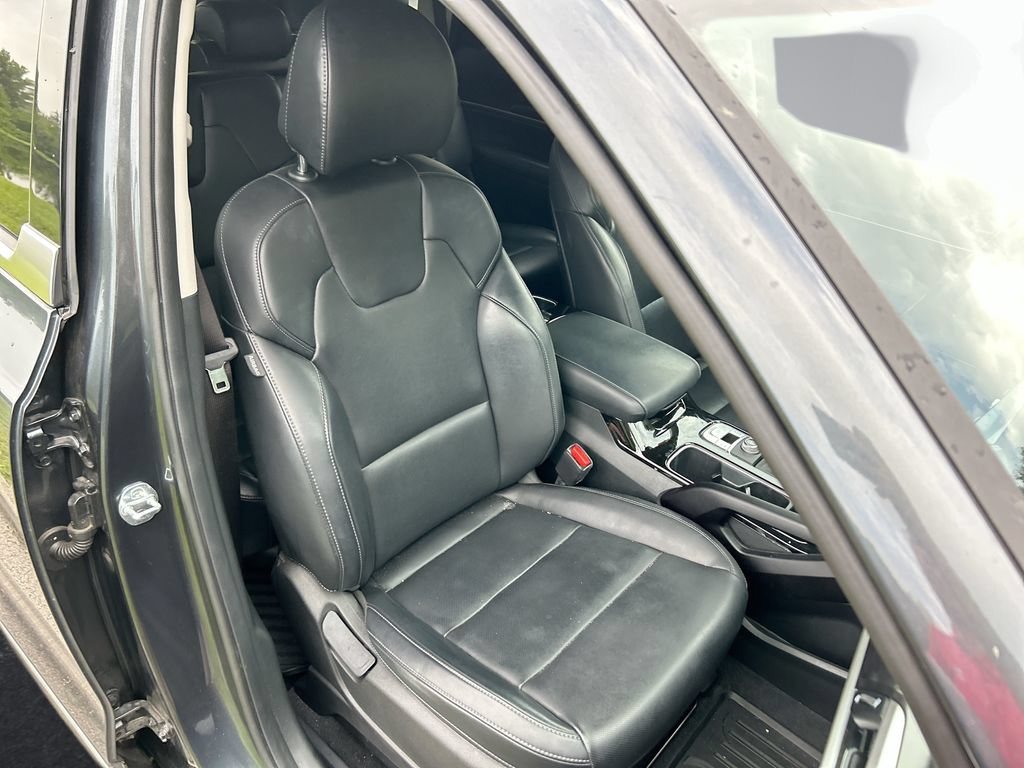 Used 2024 Kia Telluride LX FWD image 33