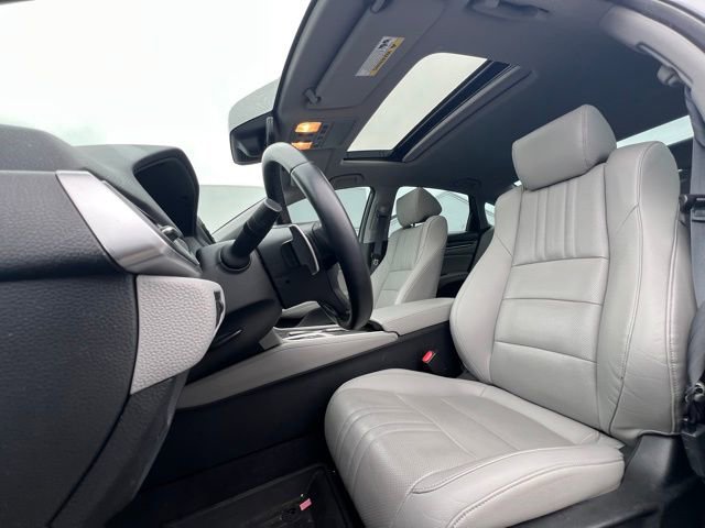 Used 2020 Honda Accord Touring image 18