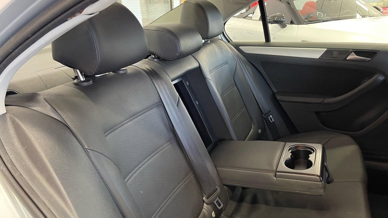 Used 2013 Volkswagen Jetta SE image 41