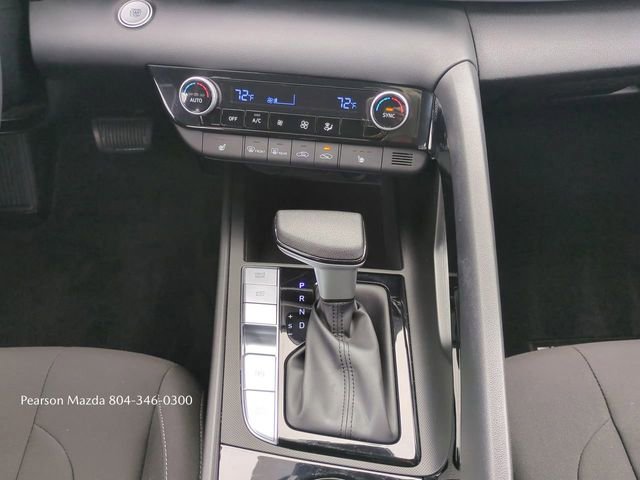 Used 2023 Hyundai Elantra Blue image 19