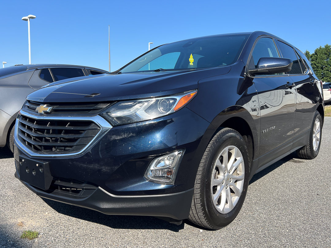 Used 2020 Chevrolet Equinox LT FWD image 2
