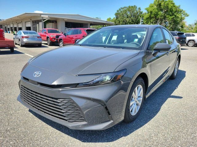 Used 2026 Toyota Camry LE FWD image 14