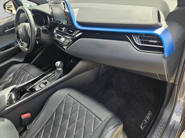 Used 2019 Toyota C-HR XLE image 20
