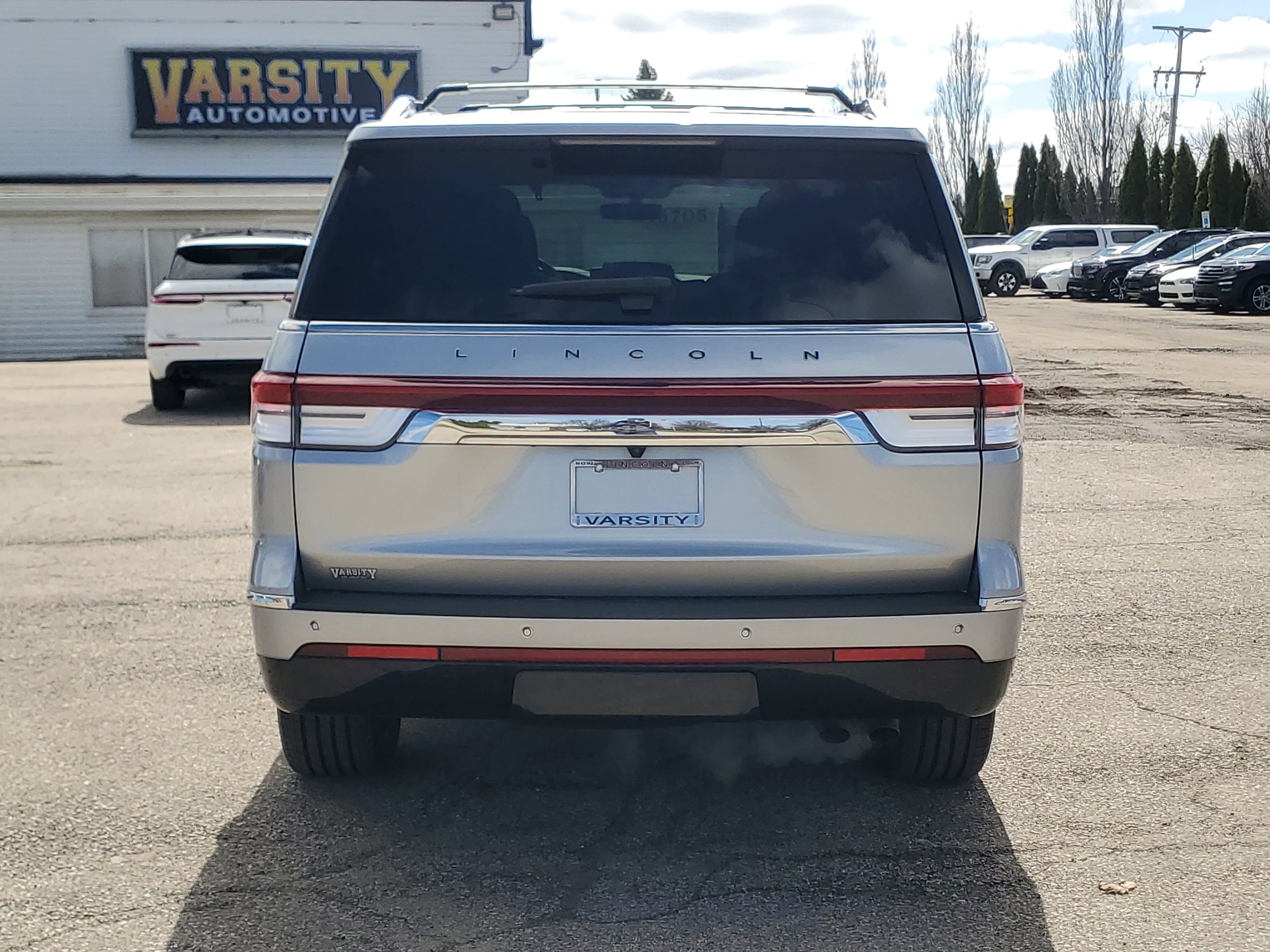 Certified 2023 Lincoln Navigator Black Label AWD/4WD image 5